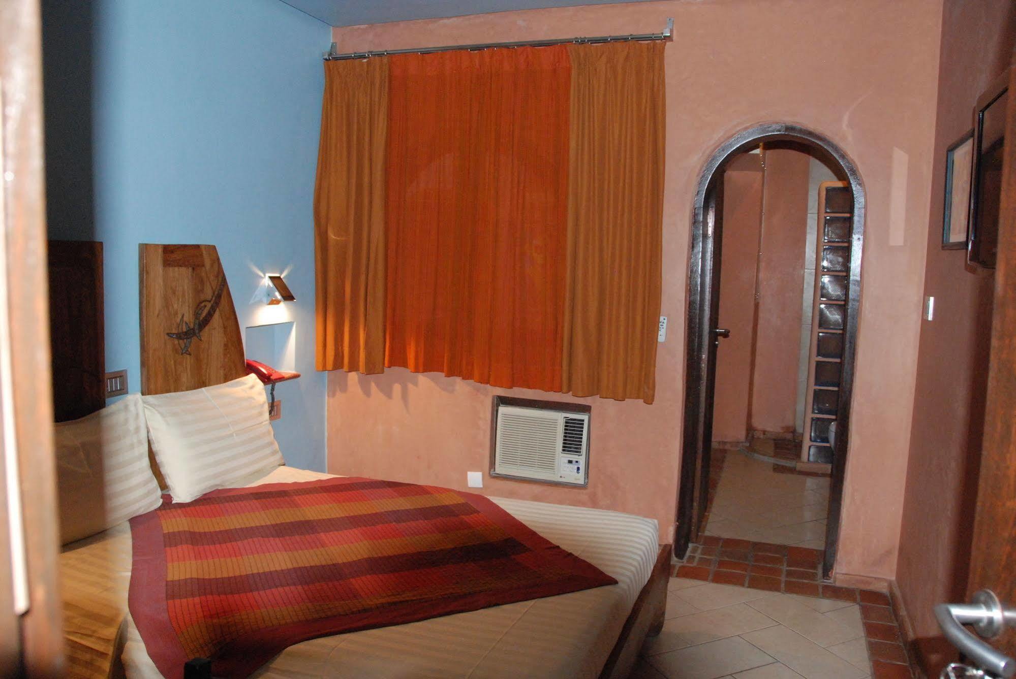 Hotel Le Djoloff Dakar Kültér fotó
